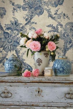 Blue and white china and wallpaper and flowers - Ladylike style - mylusciouslife.jpg